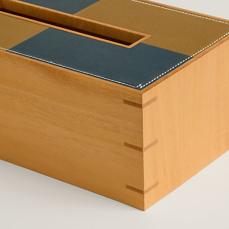 Pleiade en Casaque tissue box, large model - Blue | Hermès Finland